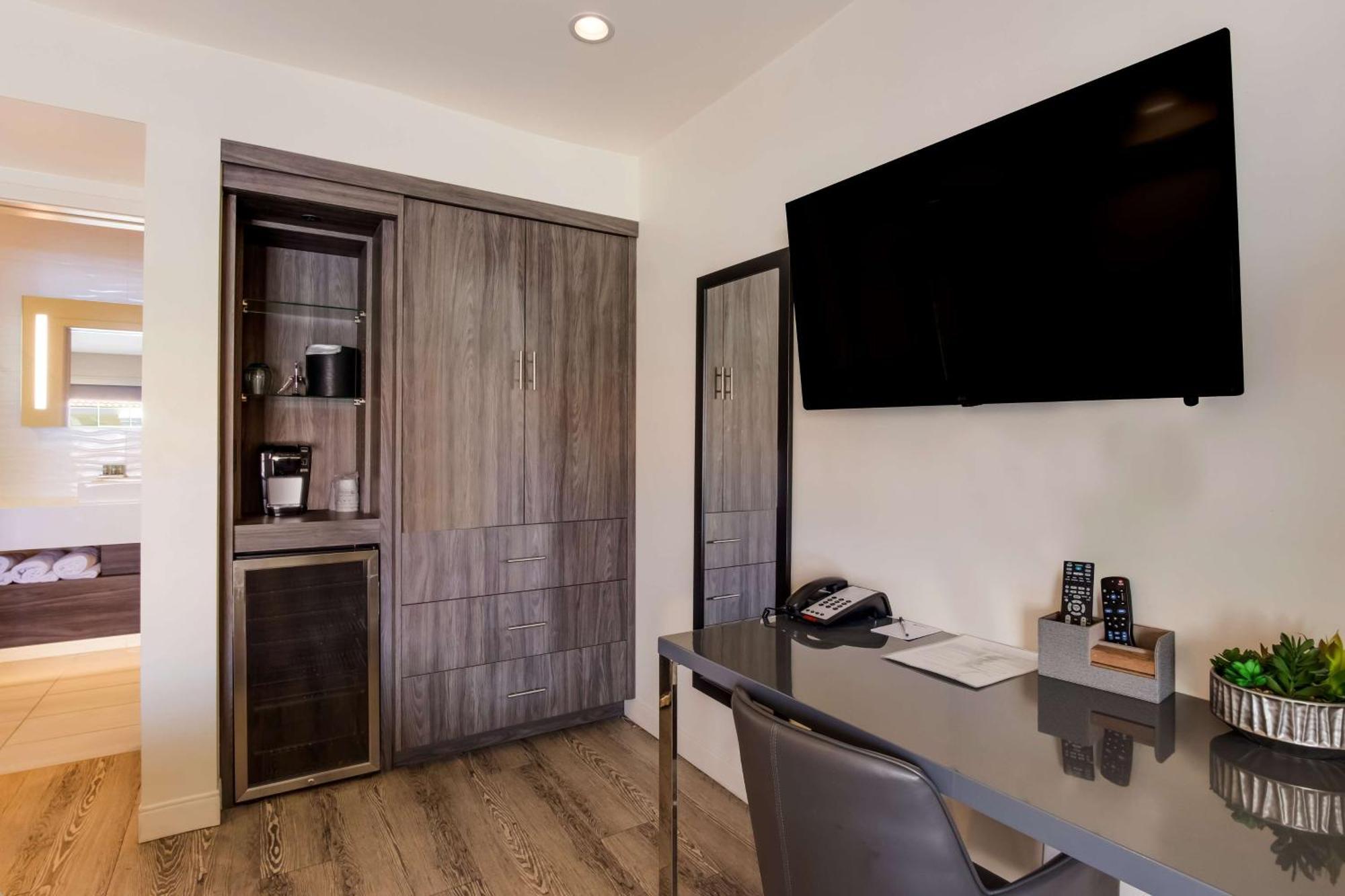 Surestay Plus Hotel By Best Western Tempe University Εξωτερικό φωτογραφία