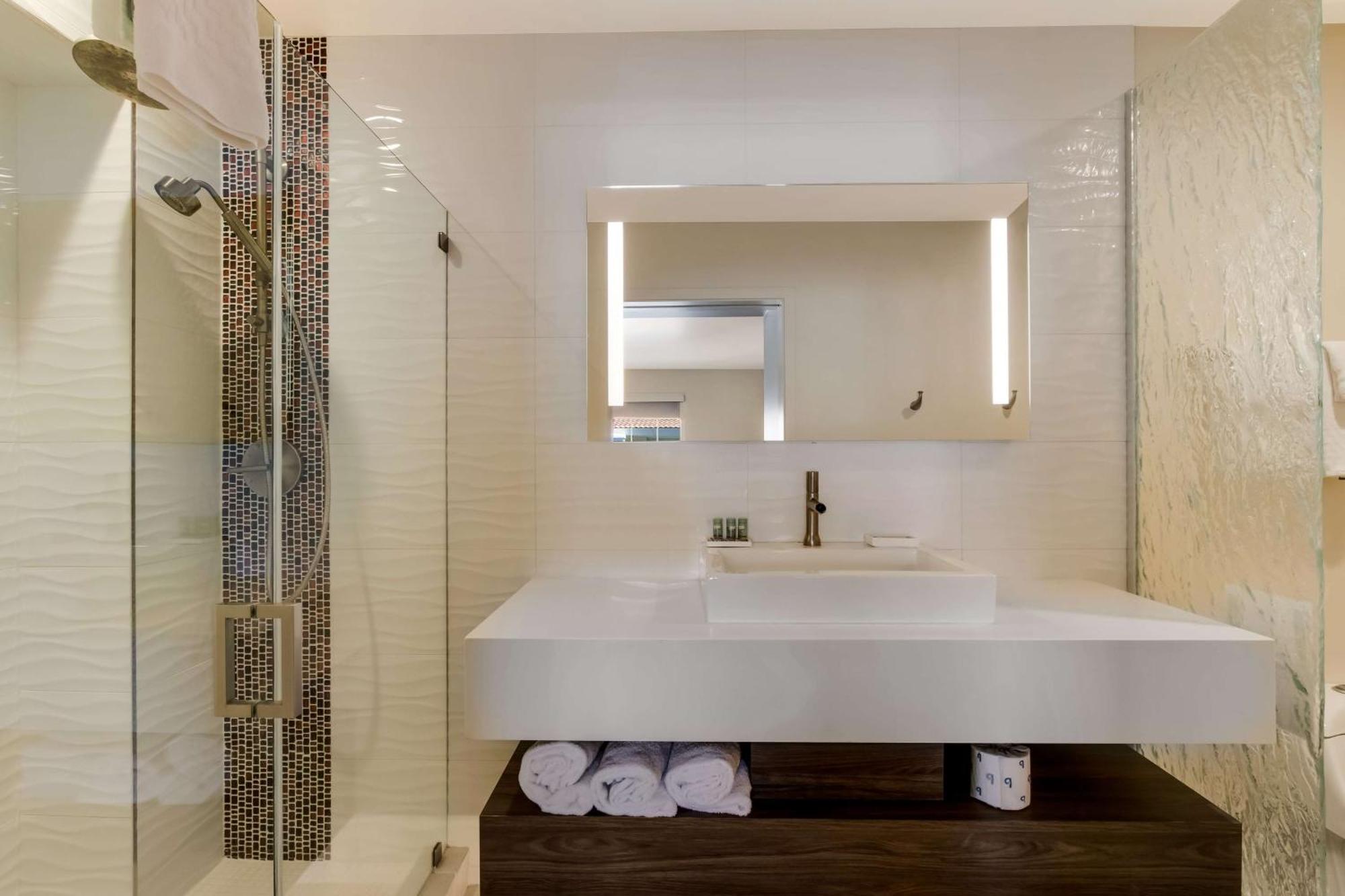 Surestay Plus Hotel By Best Western Tempe University Εξωτερικό φωτογραφία