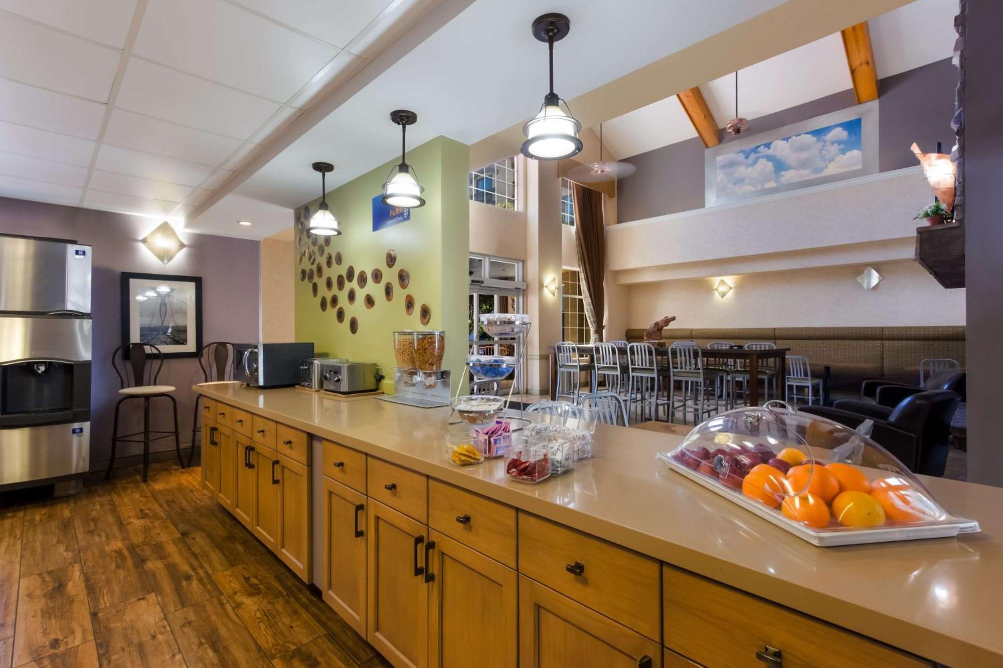 Surestay Plus Hotel By Best Western Tempe University Εξωτερικό φωτογραφία